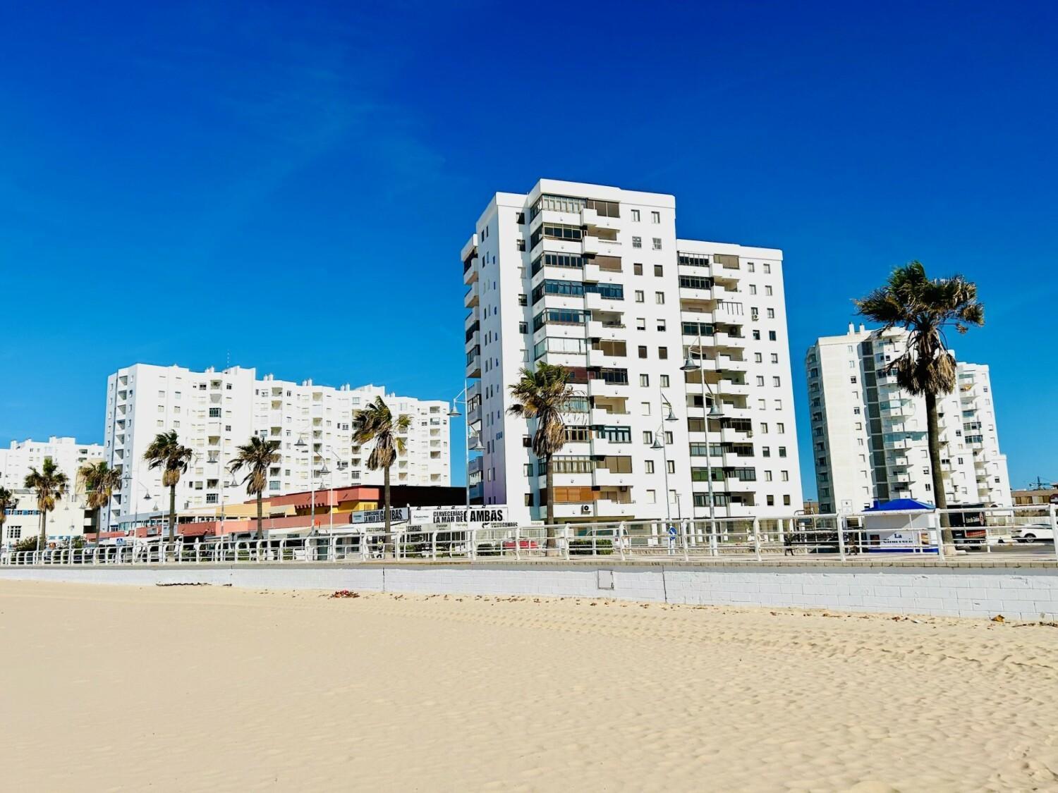 Gatu Arena " Preferente Mayores De 25 Anos Y Familias " El Puerto de Santa María Zewnętrze zdjęcie